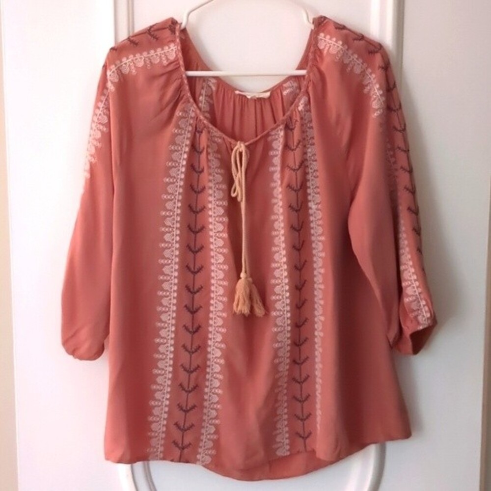 ILLA ILLA Sm Top Embroidered Tie Front Peasant Babydoll Festival